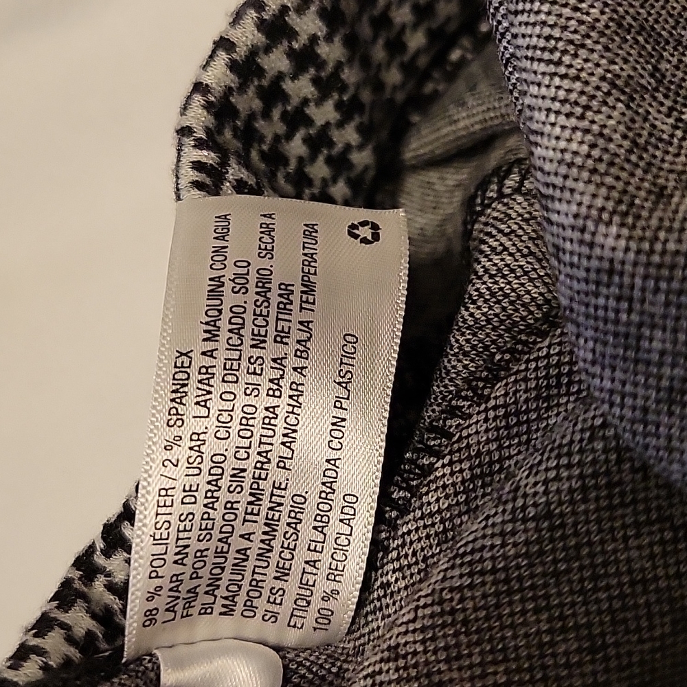 Skirt - Picture 4 of 6